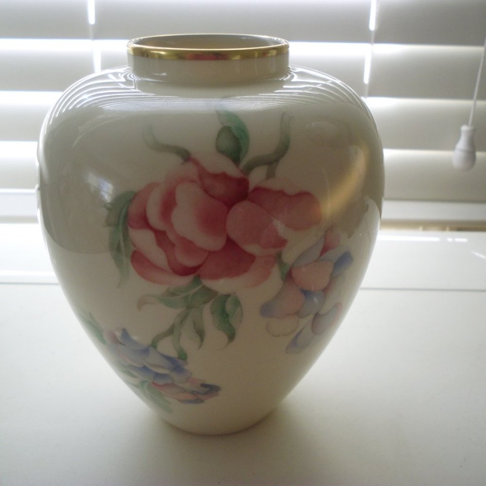 Lenox Floral  7" Vase
